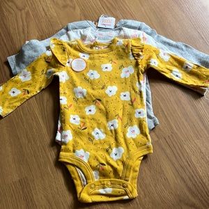 Long sleeve bodysuit bundle